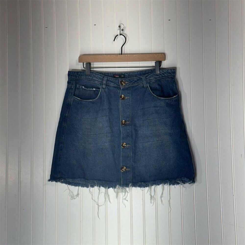 Marisa Jeans Button Front Denim Skirt Frayed Hem‎ Pockets High Waist Size 44